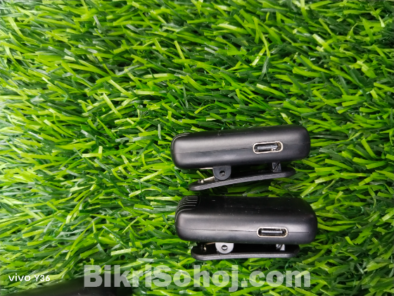 Ulanzi J12 Wireless Lavalier Microphone